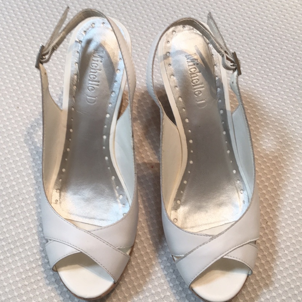 Michelle White sandals 6m